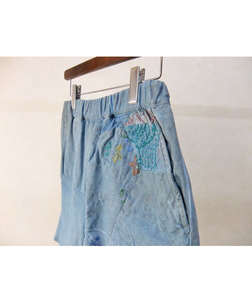 YEAH RIGHT!!(イェーライト)の「YEAH RIGHT!! A SA NO HA QUILT SHORTS(INDIGO DYE)(その他パンツ・メンズ・その他)」の2枚目の写真