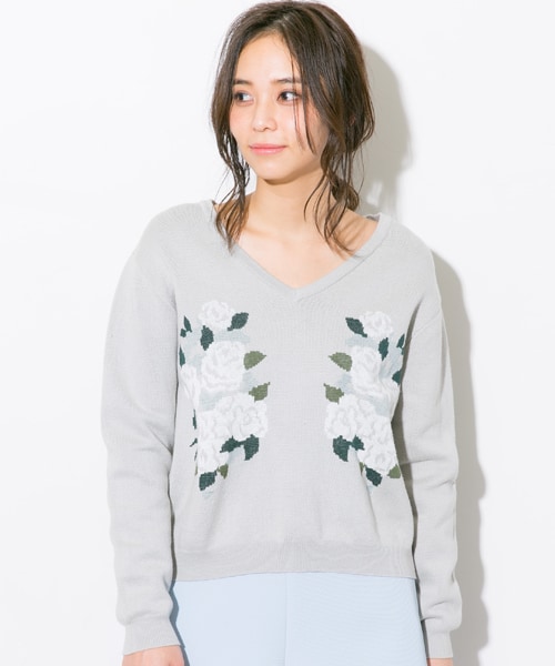 CLANE（クラネ）の「W BOUQUET V-NECK KNIT ブラック（）」 - WEAR