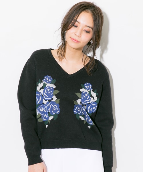 CLANE（クラネ）の「W BOUQUET V-NECK KNIT ブラック（）」 - WEAR