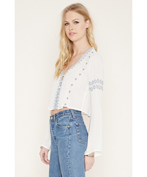 FOREVER 21（フォーエバー トゥエンティーワン）の「FOREVER 21 button-front embroidered top（シャツ/ブラウス・レディース・White/Gold・S/M/L）」の3枚目の写真