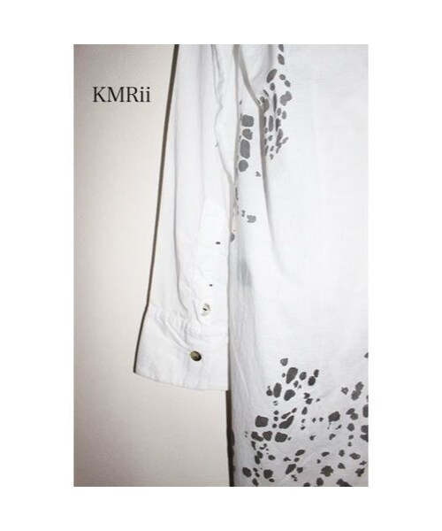 ⚫︎ケムリ　KMRii ストライプシャツ KMRii（ケムリ）の「KMRii (ケムリ) プリント シャツ STINGRAY SHIRT