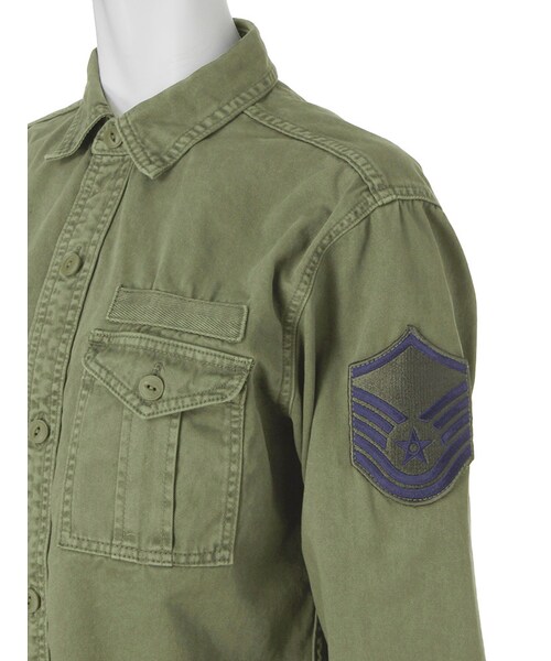 Ungrid（アングリッド）の「ミリタリーワッペンシャツ（トップス・レディース・カーキ・F）」の7枚目の写真