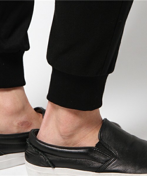 ato（アトウ）の「60/1 COTTON EASY PANTS（その他パンツ・メンズ・ネイビー/ブラック・44/46/48）」の12枚目の写真