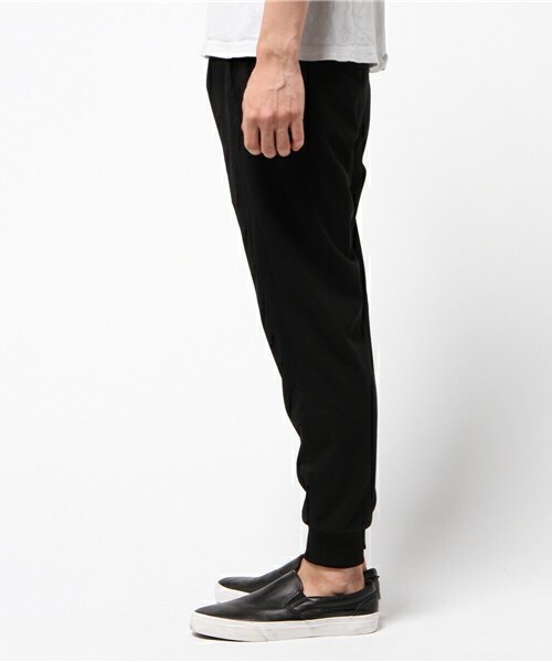 ato（アトウ）の「60/1 COTTON EASY PANTS（その他パンツ・メンズ・ネイビー/ブラック・44/46/48）」の6枚目の写真