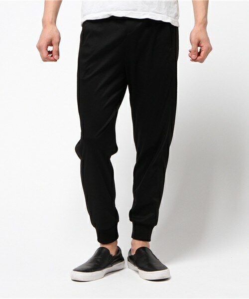 ato（アトウ）の「60/1 COTTON EASY PANTS（その他パンツ・メンズ・ネイビー/ブラック・44/46/48）」の2枚目の写真