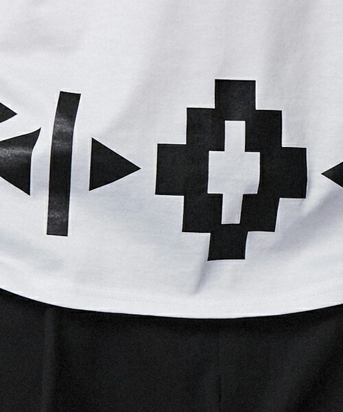 ato（アトウ）の「60/2 T-CLOTH NATIVE PATTERN（Tシャツ/カットソー・メンズ・ホワイト×ブラック/ブラック×ホワイト/ブラック×ブルー・46/48）」の6枚目の写真