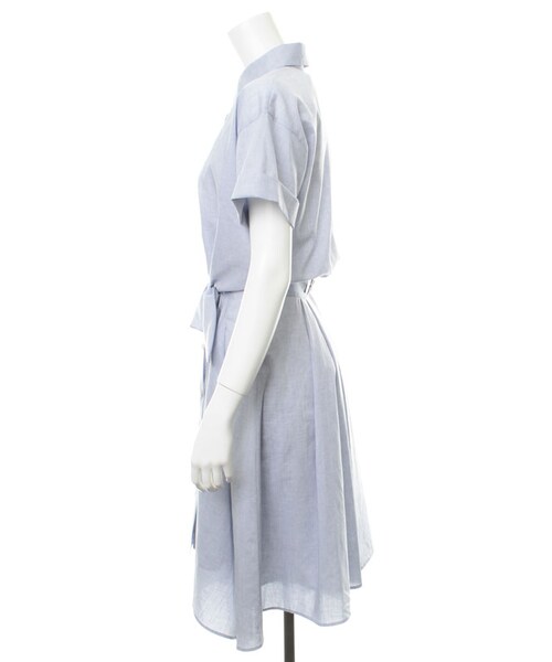 31 Sons de mode（トランテアン　ソン　ドゥ　モード）の「イレギュラーヘムシャツワンピース（ワンピース/ドレス・レディース・ブラック/ホワイト/サックスブルー・36/38）」の6枚目の写真