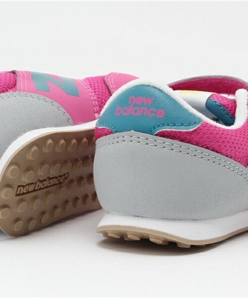 NEW BALANCE（ニューバランス）の「ベビー キッズ ニューバランス ベルクロ new balance K620 PYI/REI（スニーカー・キッズ・ピンク/レッド・14cm/15cm/16cm）」の7枚目の写真