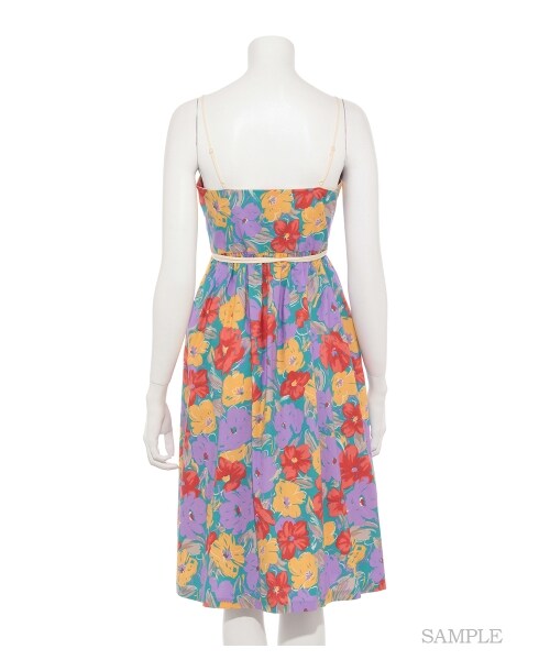 LILY BROWN（リリーブラウン）の「大花ラップ風キャミワンピース（キャミワンピース・レディース・OWHT/GRN/BLK・F）」の5枚目の写真