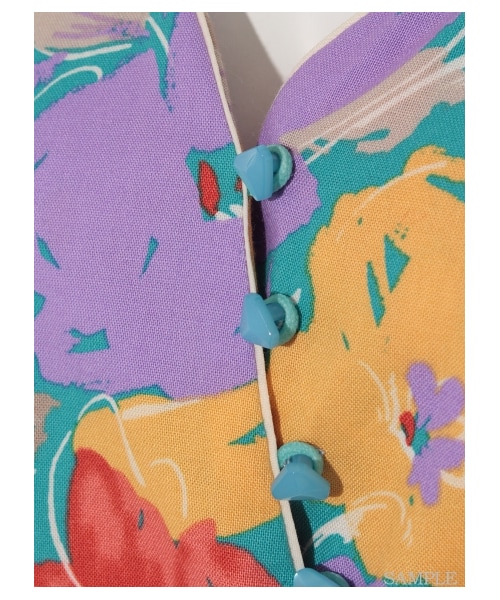 LILY BROWN（リリーブラウン）の「大花ラップ風キャミワンピース（キャミワンピース・レディース・OWHT/GRN/BLK・F）」の11枚目の写真