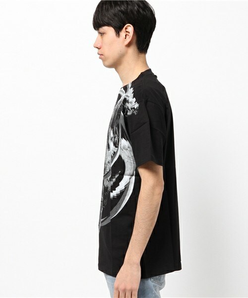 MARCELO BURLON（マルセロ・バーロン）の「MARCELO BURLON 『AURORA』Tシャツ（Tシャツ/カットソー・メンズ・ブラック・MEDIUM）」の2枚目の写真