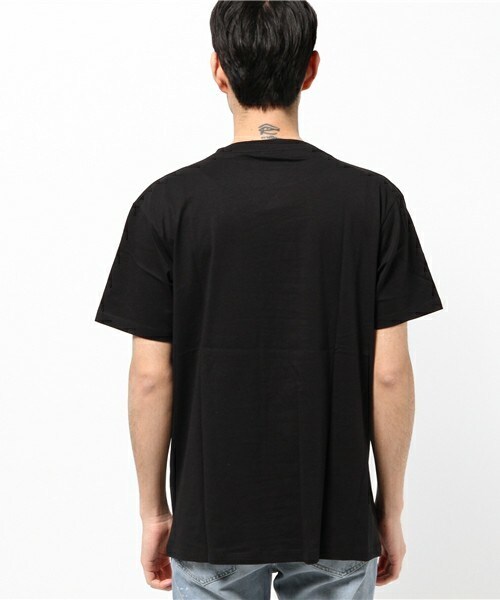 MARCELO BURLON（マルセロ・バーロン）の「MARCELO BURLON 『AURORA』Tシャツ（Tシャツ/カットソー・メンズ・ブラック・MEDIUM）」の3枚目の写真