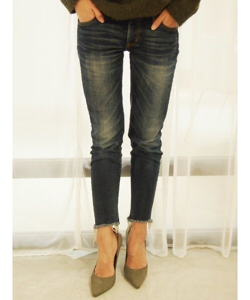 Ungrid（アングリッド）の「インディゴフレイドヘムストスリ（デニムパンツ・レディース・その他）」の2枚目の写真