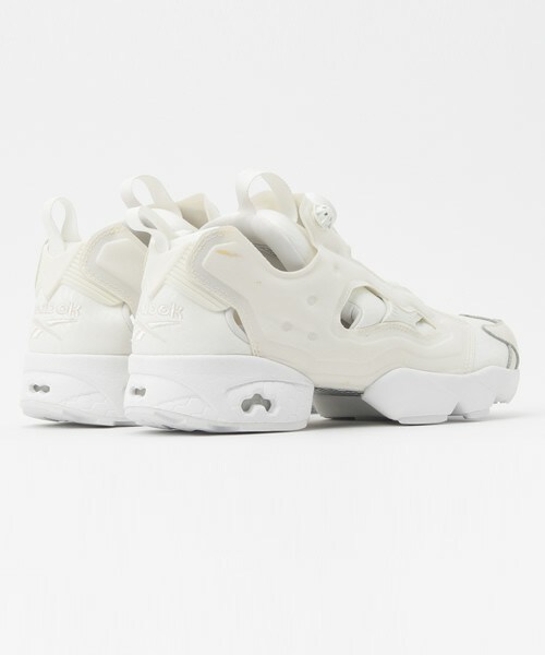 Reebok（リーボック）の「レディース リーボック インスタ ポンプフューリー ギャラリー Reebok INSTAPUMP FURY GALLERY AQ9360（スニーカー・レディース・ホワイト・23.5cm/25cm/24cm）」の4枚目の写真