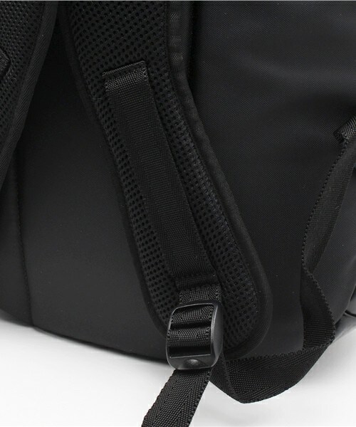 kiruna（キルナ）の「Kiruna×FG 別注P-BAGⅢ （バックパック/リュック・メンズ・ブラック/ベージュ/ネイビー・FREE）」の11枚目の写真