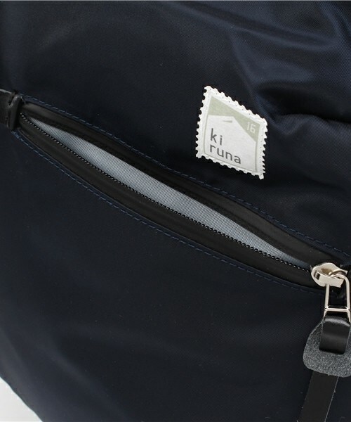 kiruna（キルナ）の「Kiruna×FG 別注P-BAGⅢ （バックパック/リュック・メンズ・ブラック/ベージュ/ネイビー・FREE）」の9枚目の写真