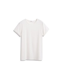 QUEEN SHOP | 極致舒適 觸感柔順棉料以反摺袖為衣著增添設計感素面基本款 多色選擇 多元搭配~與格子襯衫 or 牛仔外套一同穿搭展現清新女孩的無敵魅力吧！(トップス)