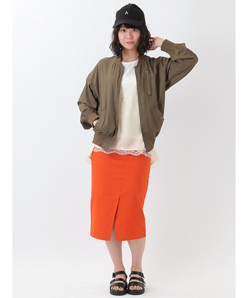 w closet(ダブルクローゼット)の「MA-1ブルゾン(ジャケット/アウター・レディース・カーキ/ブラック/ピンク・FREE)」の11枚目の写真