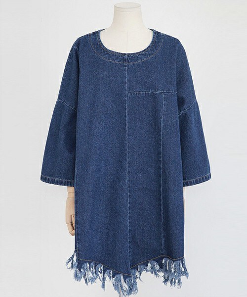 DHOLIC（ディーホリック）の「アンバランスフリンジヘムワンピース（ワンピース・レディース・ホワイト/ライトブルーデニム/ディープブルーデニム・FREE）」の3枚目の写真