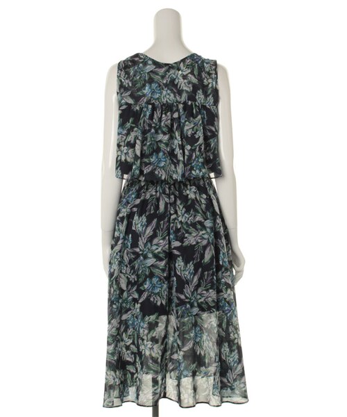 31 Sons de mode（トランテアン　ソン　ドゥ　モード）の「≪夏カタログ掲載ITEM≫ベルト付きノースリーブマキシワンピース（ワンピース/ドレス・レディース・グリーン/シロクロ・36/38）」の7枚目の写真