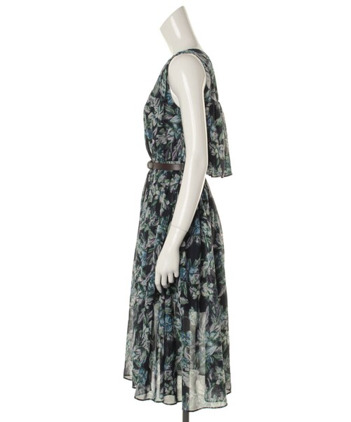 31 Sons de mode（トランテアン　ソン　ドゥ　モード）の「≪夏カタログ掲載ITEM≫ベルト付きノースリーブマキシワンピース（ワンピース/ドレス・レディース・グリーン/シロクロ・36/38）」の6枚目の写真