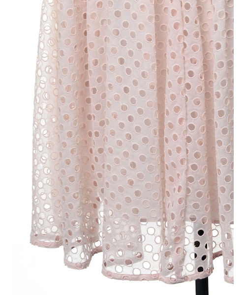 31 Sons de mode（トランテアン　ソン　ドゥ　モード）の「≪夏カタログ掲載ITEM≫サークル刺繍タックスカート（スカート・レディース・ピンク/ブラック/カーキ・36/38）」の10枚目の写真