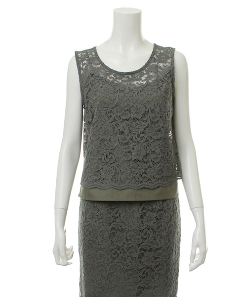 31 Sons de mode（トランテアン　ソン　ドゥ　モード）の「≪夏カタログ掲載ITEM≫スカラップレースセットアッププルオーバー（トップス・レディース・カーキ/ホワイト・36/38）」の2枚目の写真