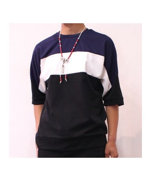 Cuirs（キュイー）の「フェイクレザー切り替え5分袖Tシャツ（Tシャツ/カットソー・メンズ・グレー/ネイビー/ベージュ・フリーサイズ）」の3枚目の写真