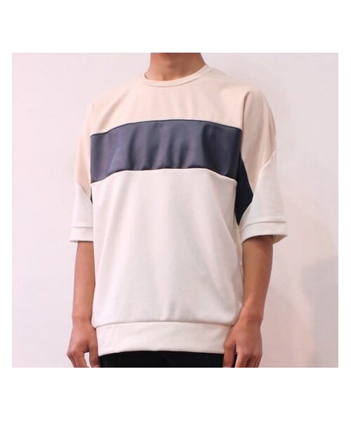 Cuirs（キュイー）の「フェイクレザー切り替え5分袖Tシャツ（Tシャツ/カットソー・メンズ・グレー/ネイビー/ベージュ・フリーサイズ）」の2枚目の写真