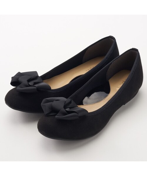 velikoko ラクチンきれいシューズ（ヴェリココ）の「【定番商品】ラクチンきれいパンプス）（1．5cmヒール）（レディースパンプス・レディース・ブラックスムース/ダークベージュ/ネイビー/ブラック/ダークブラウン/ブラックエナメル調/ベージュエナメル調/アイボリーエナメル・22.5/23/20.5/21/25.5/21.5/23.5/25/22/24/24.5/26cm）」の3枚目の写真