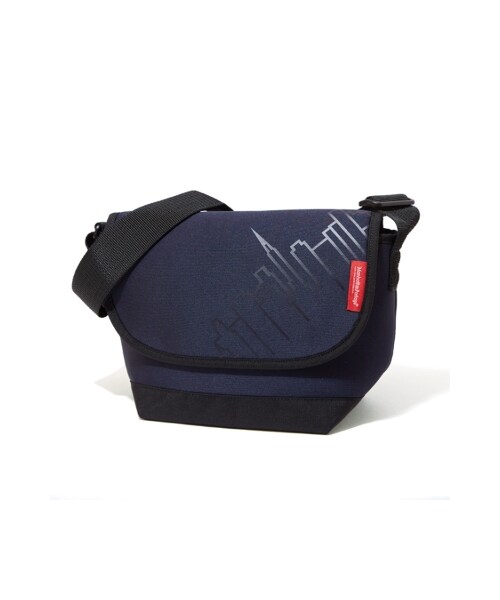 Manhattan Portage（マンハッタンポーテージ）の「Neoprene Casual Messenger（バッグ・メンズ・Black/Navy/W.Camo・S）」の2枚目の写真