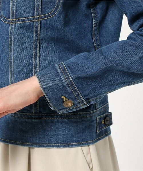 Lee(リー)の「Lee Gジャン(デニムジャケット・レディース・ブルー・36/38)」の6枚目の写真