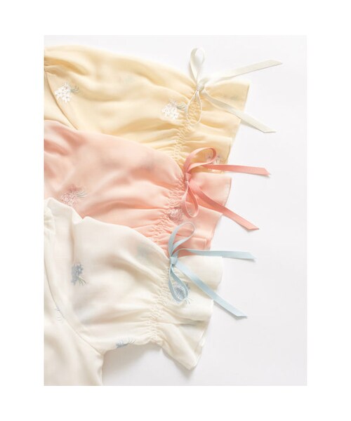 an another angelus(アンアナザーアンジェラス)の「総フラワー刺繍プルオーバーブラウス/an another angelus(シャツ/ブラウス・レディース・その他)」の4枚目の写真