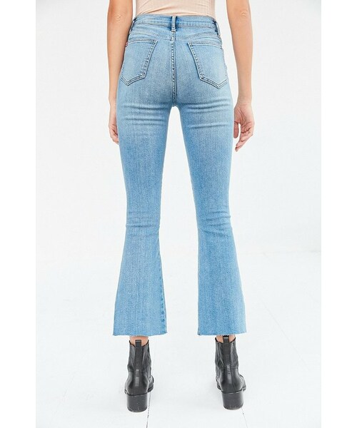 BDG(ビーディージー)の「BDG High-Rise Crop Kick Flare Jean - Light Blue(デニムパンツ・レディース・Blue・28)」の6枚目の写真