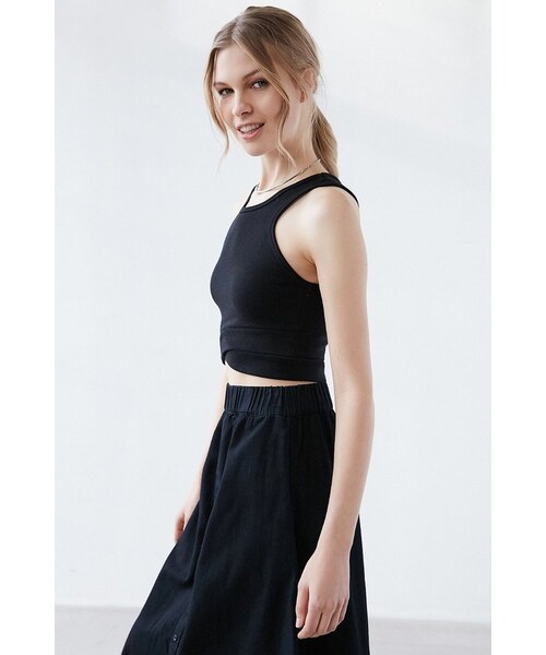 CHEAP MONDAY(チープマンデイ)の「Cheap Monday Material Cross-Front Tank Top(タンクトップ・レディース・Black・XS/S/M/L)」の3枚目の写真