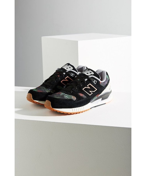 NEW BALANCE(ニューバランス)の「New Balance 530 Floral Ink Running Sneaker(スニーカー・レディース・Black・9)」の3枚目の写真