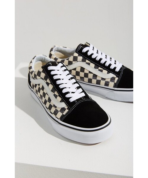 VANS（バンズ）の「Vans Checkerboard Old Skool Sneaker（スニーカー・レディース・White・W 10/M 8.5/W 6/M 4.5/W 7.5/M 6/W 7/M 5.5/W 8.5/M 7/W 8/M 6.5/W 9/M 7.5）」の6枚目の写真