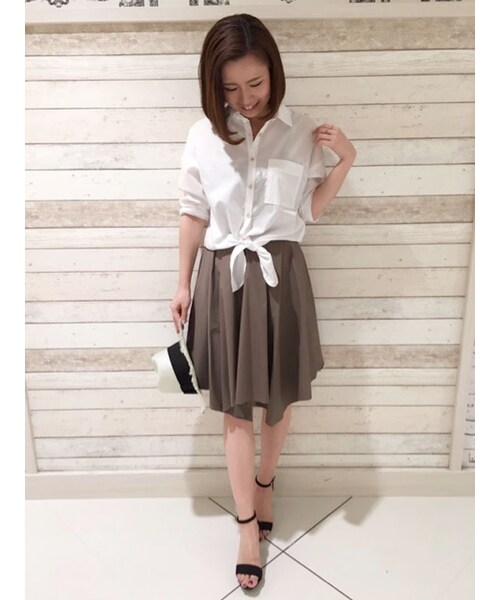 31 Sons de mode（トランテアン　ソン　ドゥ　モード）の「★新作★イレギュラーヘムスカート（スカート・レディース・カーキグリーン/オフホワイト/ライトグレー・36/38）」の4枚目の写真