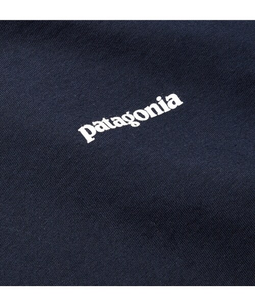 patagonia(パタゴニア)の「Patagonia P-6 Logo Printed Organic Cotton-Jersey T-Shirt(Tシャツ/カットソー・メンズ・Blue・S/M/L/XL/XXL)」の3枚目の写真