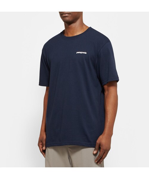 patagonia(パタゴニア)の「Patagonia P-6 Logo Printed Organic Cotton-Jersey T-Shirt(Tシャツ/カットソー・メンズ・Blue・S/M/L/XL/XXL)」の4枚目の写真
