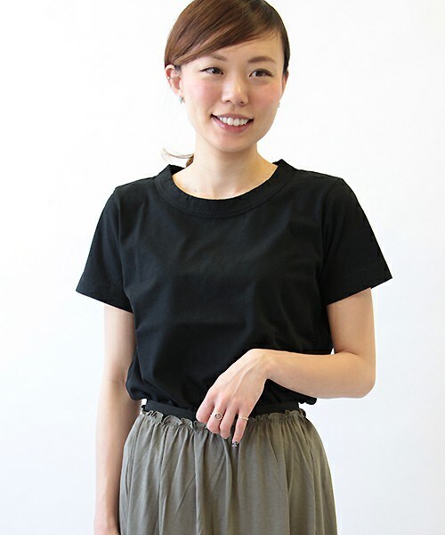 ORCIVAL(オーシバル)の「ORCIVAL Tシャツ(Tシャツ/カットソー・レディース・ホワイト/ブラック/杢グレー/ライトカーキ・38)」の2枚目の写真