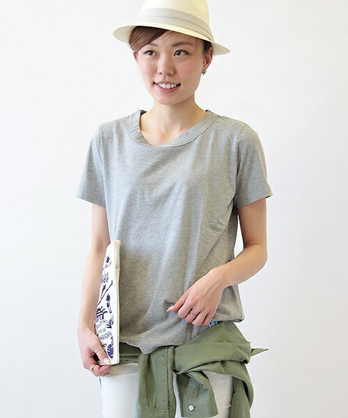 ORCIVAL(オーシバル)の「ORCIVAL Tシャツ(Tシャツ/カットソー・レディース・ホワイト/ブラック/杢グレー/ライトカーキ・38)」の3枚目の写真