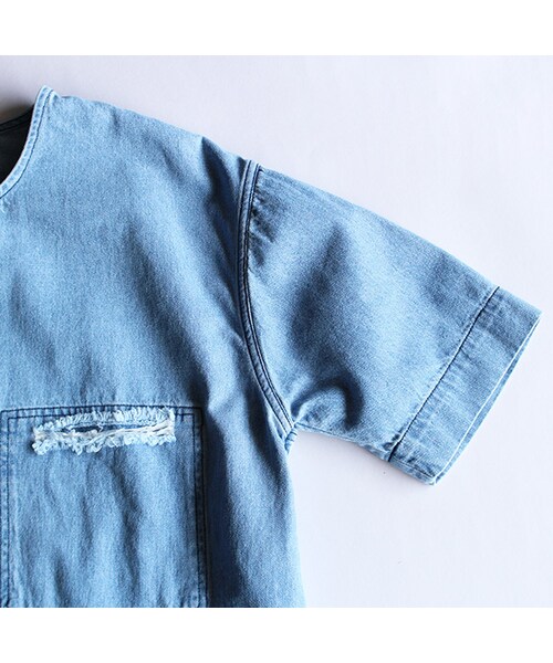 69(シックスティーナイン)の「Slit Pocket Tee(トップス・Light Indigo Blue・XS/S/M/L)」の4枚目の写真