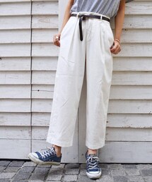 YANUK | ホワイトワイドタックパンツ''Wide Tuck Trousers''/57161221(パンツ)