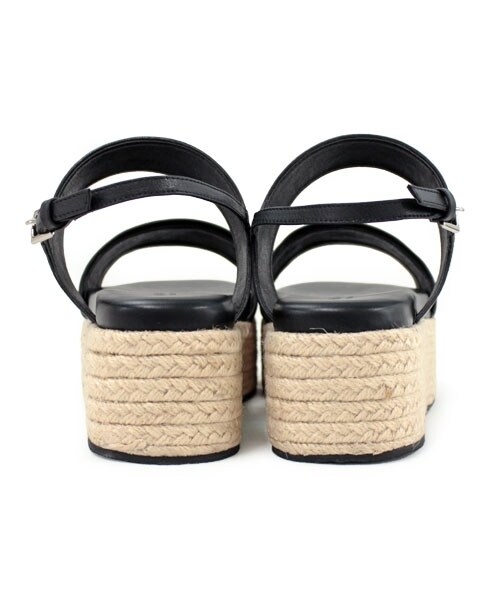 RNA-N（アールエヌエーエヌ）の「レザージュートサンダル（シューズ・レディース・ホワイト/ブラック/カーキ・S/M）」の5枚目の写真