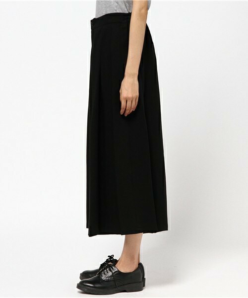 gomme（ゴム）の「ワイドタックＰＴ（その他パンツ・レディース・ブラック/チャコールグレー/ネイビー・MEDIUM）」の5枚目の写真