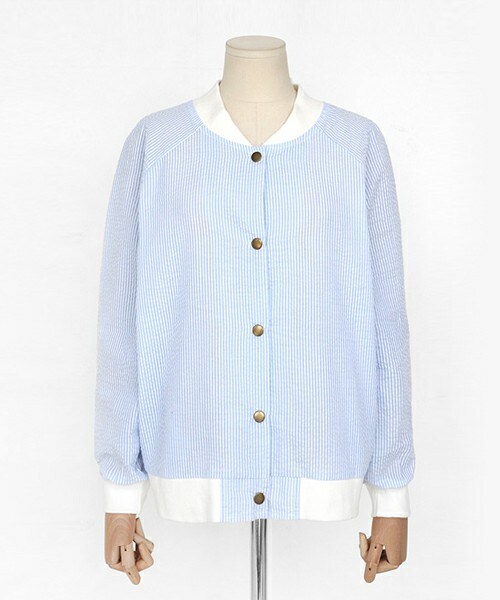 DHOLIC（ディーホリック）の「スナップボタンストライプジャケット（ブルゾン・レディース・ネイビー/スカイブルー・FREE）」の2枚目の写真