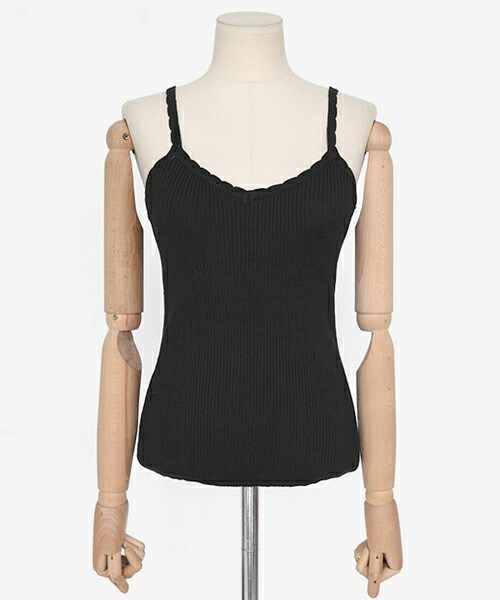 DHOLIC（ディーホリック）の「スカラップリブニットキャミソール（キャミソール・レディース・グレー/アイボリー/ブラック・FREE）」の3枚目の写真