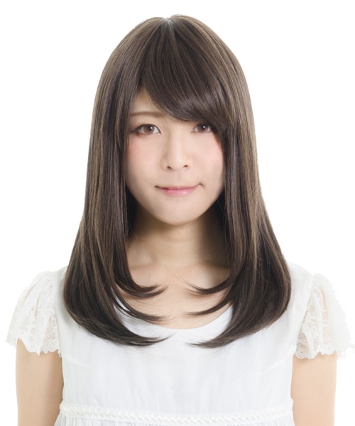 FondMi（フォンドミィ）の「ミルフィーユ＊ミディ（ウィッグ・レディース・カフェモカ/ブラックコーヒー/ダークモカ/プラムティー/ショコラティー・前髪：21cm 横髪：38cm 後髪：48m：重量 約160g/	前髪：21cm 横髪：38cm 後髪：48m：重量 約160g）」の4枚目の写真