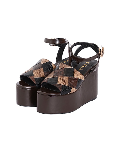 EVRIS(エヴリス)の「パイソンパッチワークサンダル(シューズ・レディース・ブラック/ブラウン・S/M/L)」の4枚目の写真
